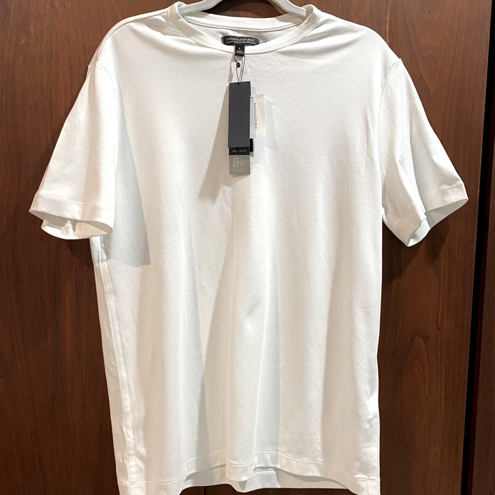 Banana Republic T-shirt for men